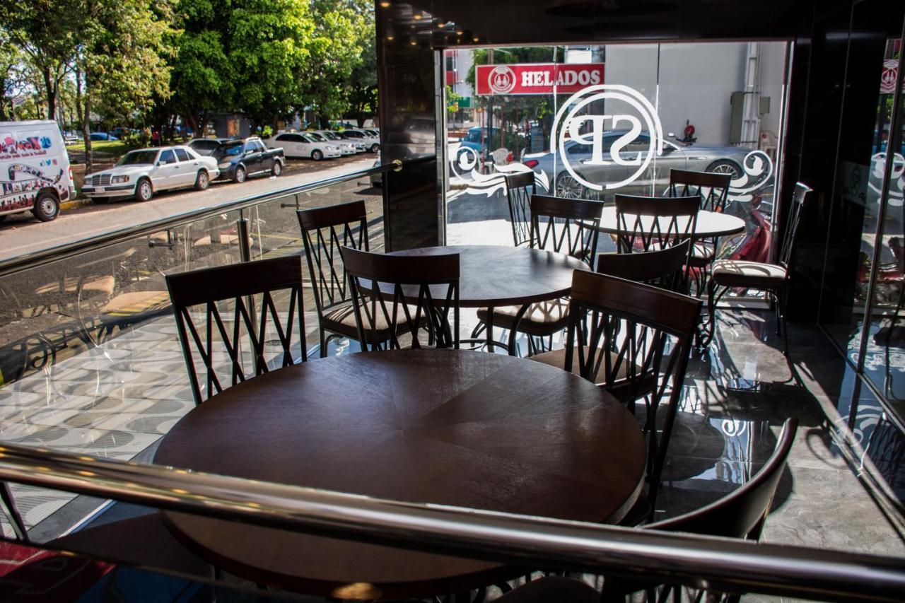 Encarnación Serpyl Plaza Hotel מראה חיצוני תמונה
