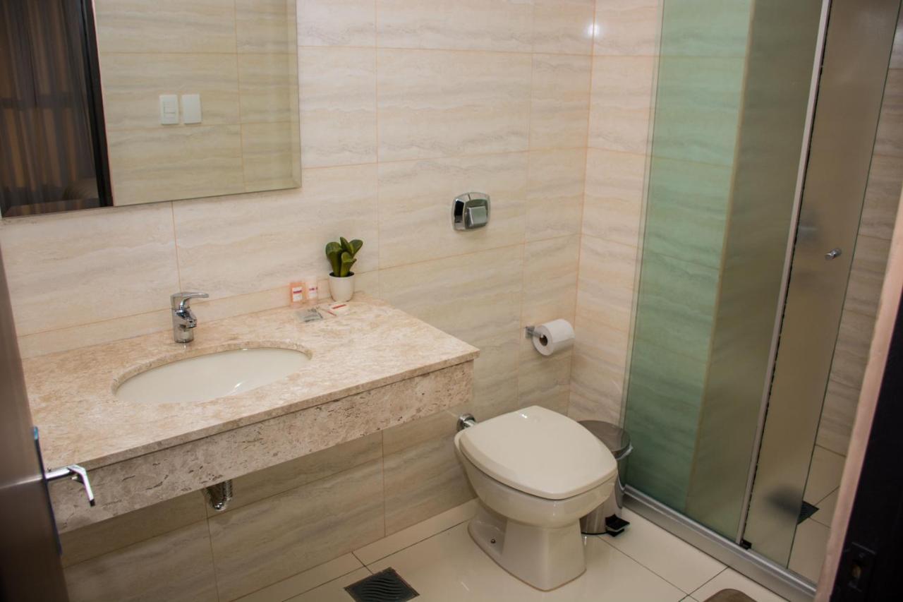 Encarnación Serpyl Plaza Hotel מראה חיצוני תמונה