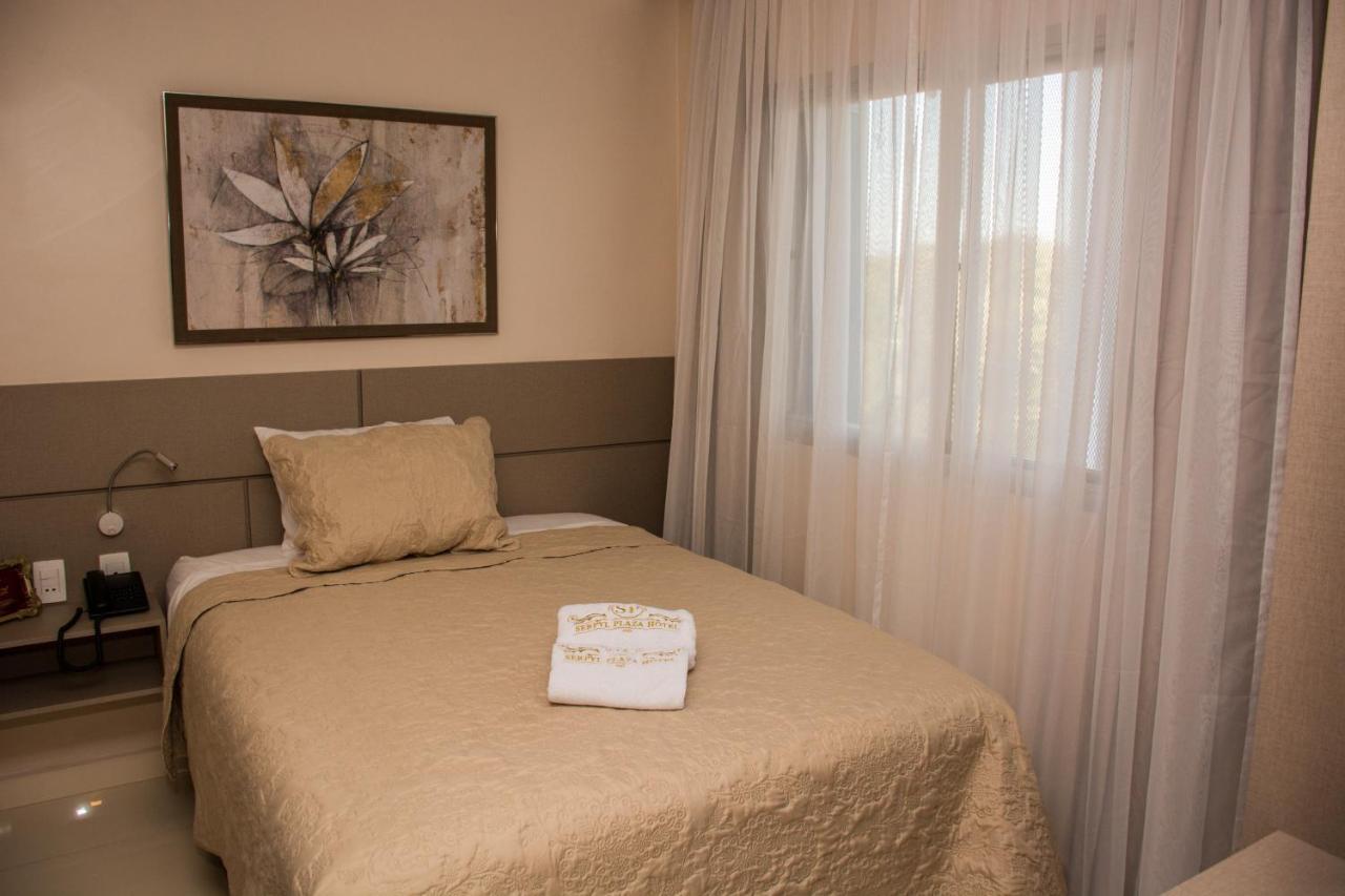 Encarnación Serpyl Plaza Hotel מראה חיצוני תמונה